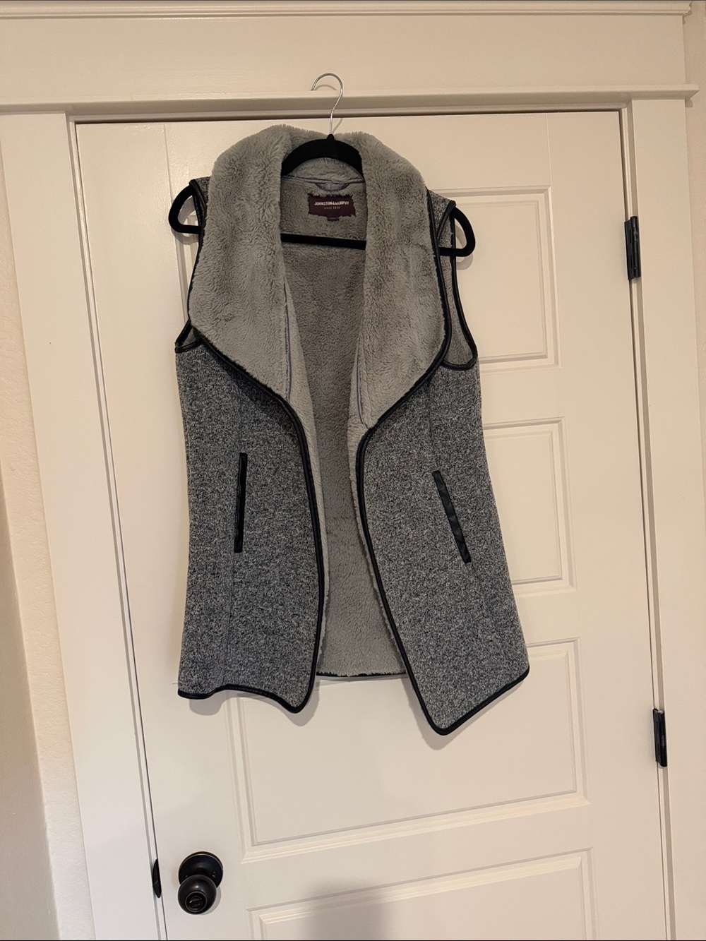 Johnston & Murphy Grey Plush Sherpa Vest